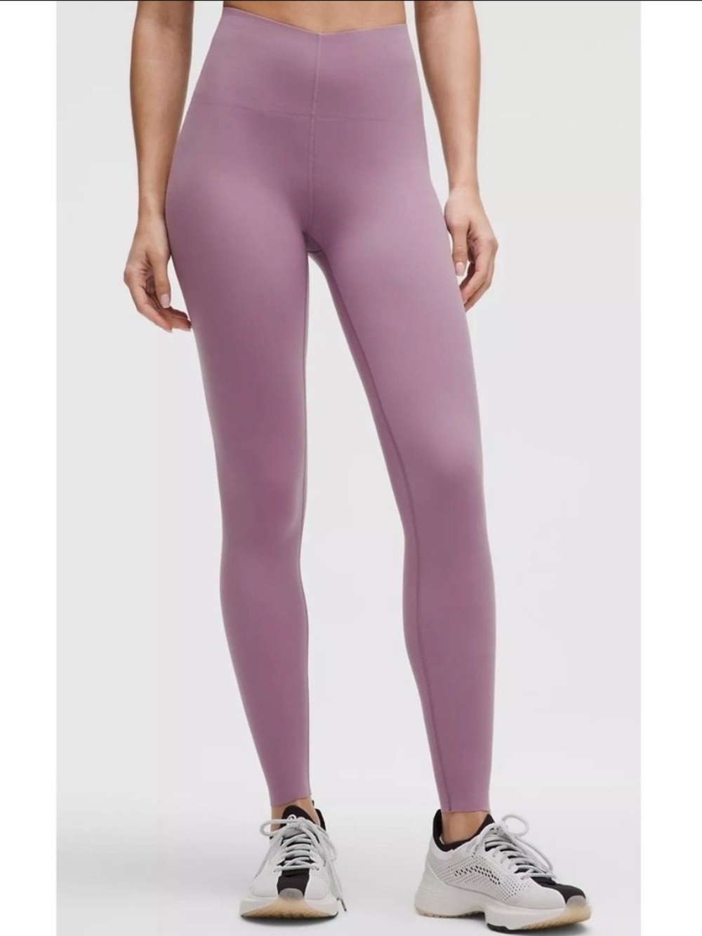 Lululemon 28” size 6 Glow up super High-Rise Leggings in Lavender Lux